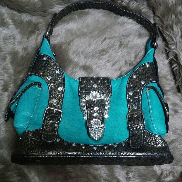 Handbags - 🌺Stunning embellished hobo style handbag